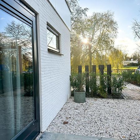 Bed & Breakfast Waterpoort - Incl Gratis Licht Ontbijt En Parking Снек Экстерьер фото